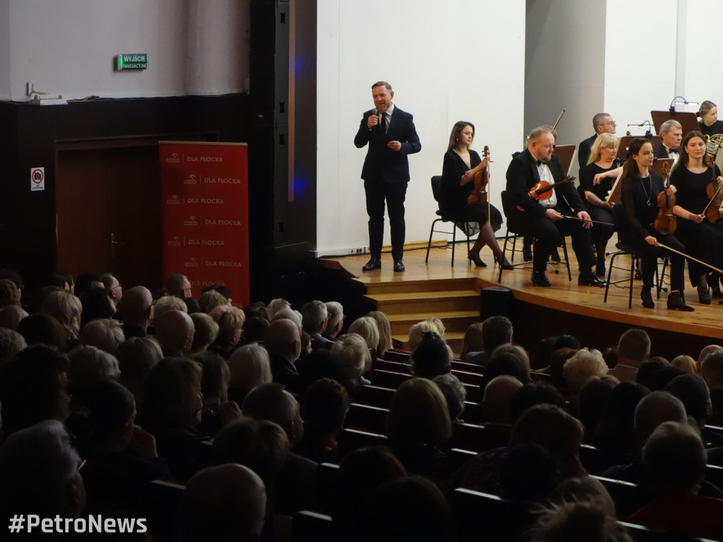 Płoccy symfonicy zagrali brawurowo i z pasją