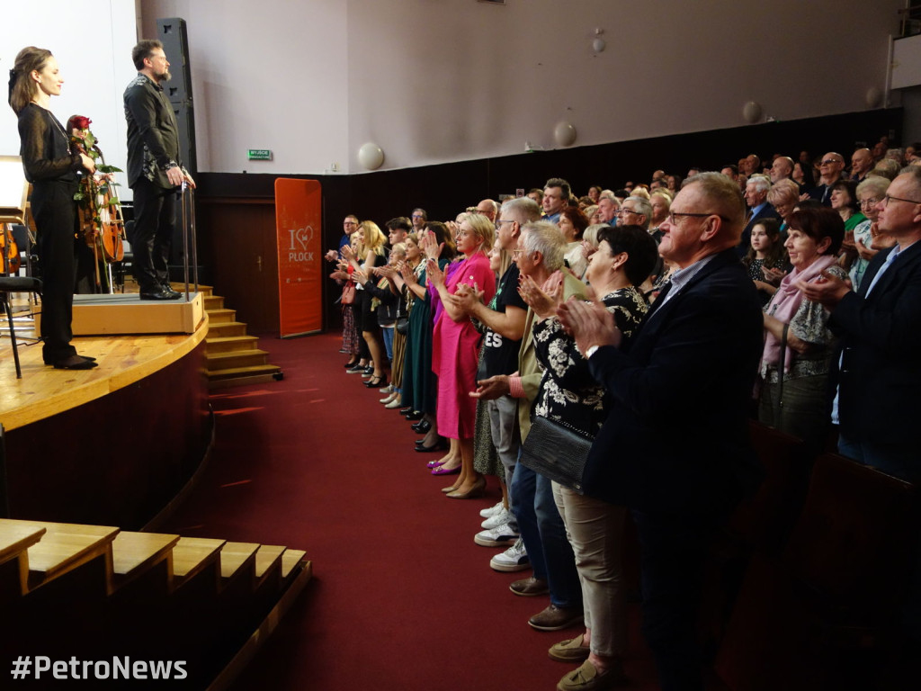 Płoccy symfonicy zagrali brawurowo i z pasją