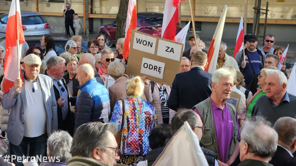 Protest przeciwko nielegalnym imigrantom w Płocku