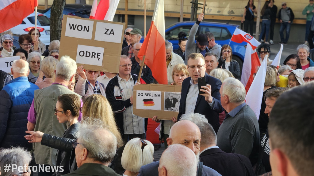 Protest przeciwko nielegalnym imigrantom w Płocku