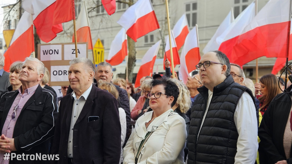 Protest przeciwko nielegalnym imigrantom w Płocku