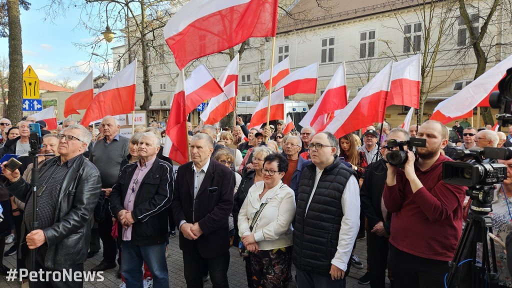 Protest przeciwko nielegalnym imigrantom w Płocku
