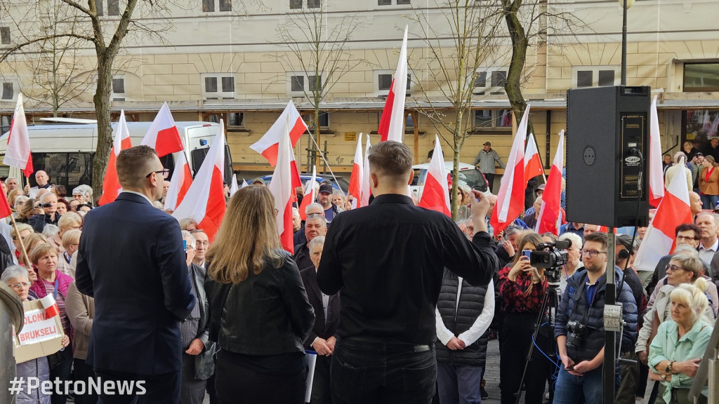 Protest przeciwko nielegalnym imigrantom w Płocku