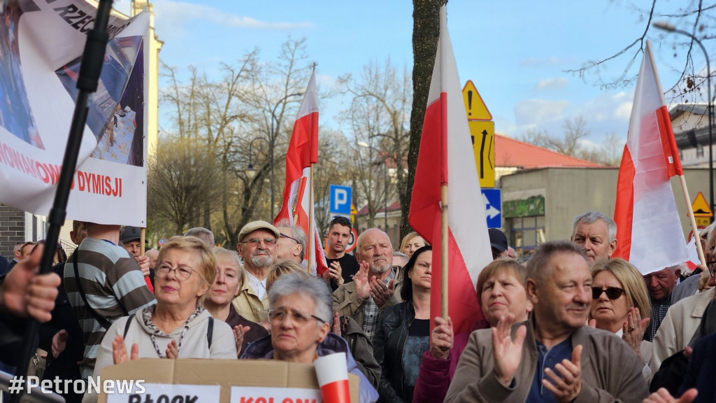 Protest przeciwko nielegalnym imigrantom w Płocku