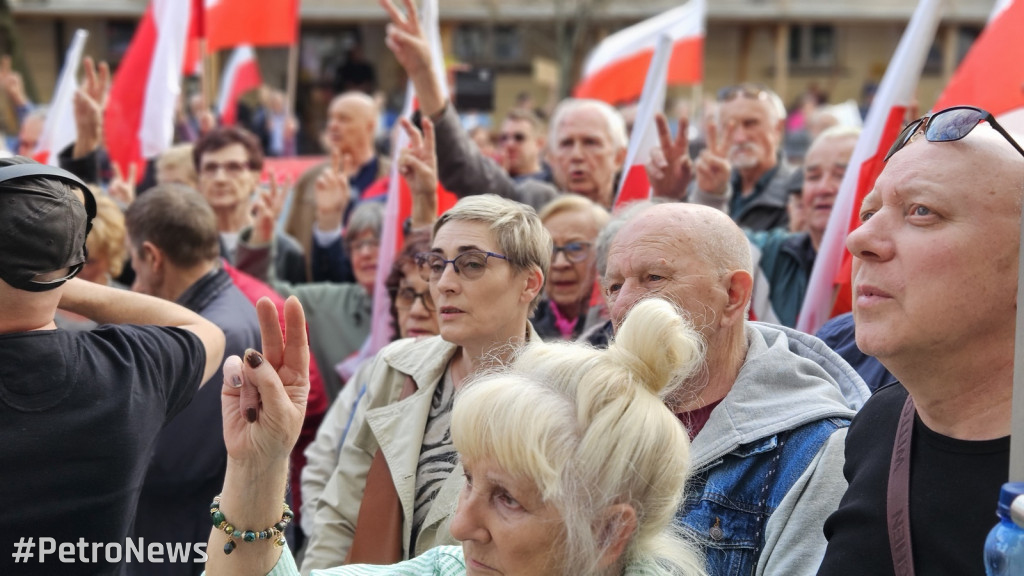 Protest przeciwko nielegalnym imigrantom w Płocku