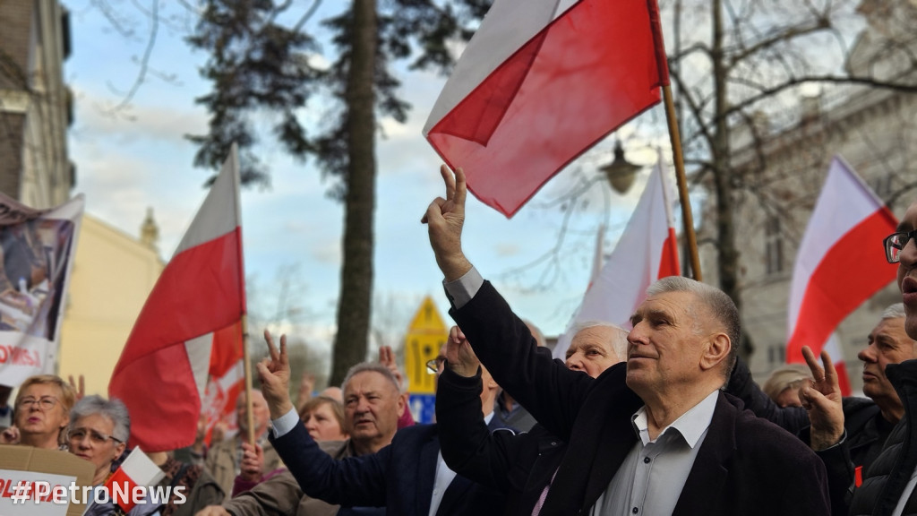 Protest przeciwko nielegalnym imigrantom w Płocku