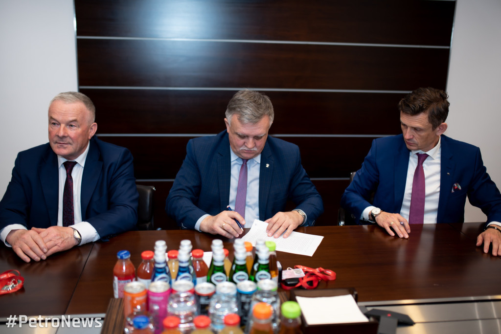 Pieniądze na modernizacje dróg przy Orlenie