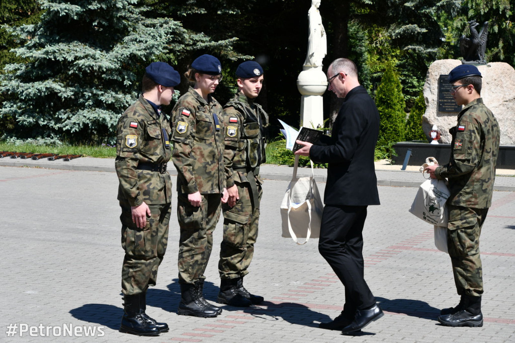 Szkoła kultywuje pamięć płockich strzelców konnych