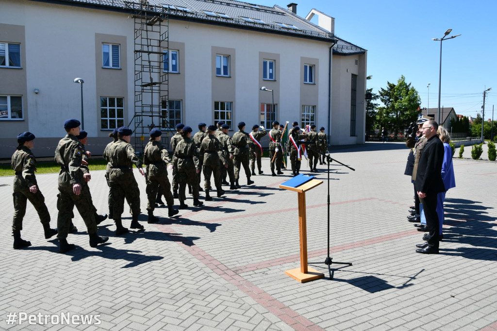 Szkoła kultywuje pamięć płockich strzelców konnych