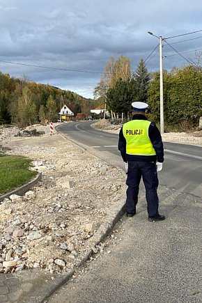 Powodzianie dziękują płockim policjantom za pomoc-2342