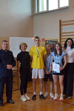 Uczniowie wykazali się sprawnością na zawodach-2713