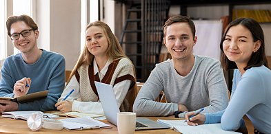 Psychologia i Pedagogika są popularnym kierunkiem. Co jest lepszym wyborem?-394867