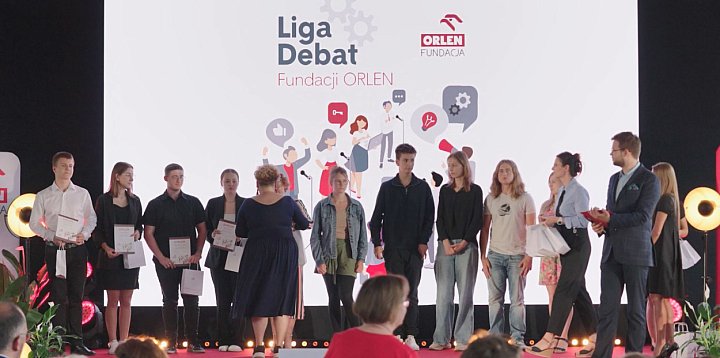 Młodzież potrafi dyskutować! Rusza Liga Debat -395425