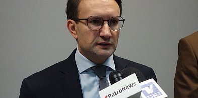 Minister mówił w Płocku o mieszkaniach. Powstają rozwiązania dla młodych-396102