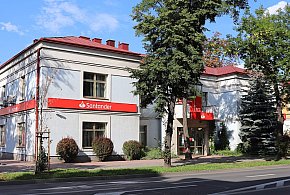 Znany bank wycofa się z Polski? Obsługuje kilka milionów klientów-397669