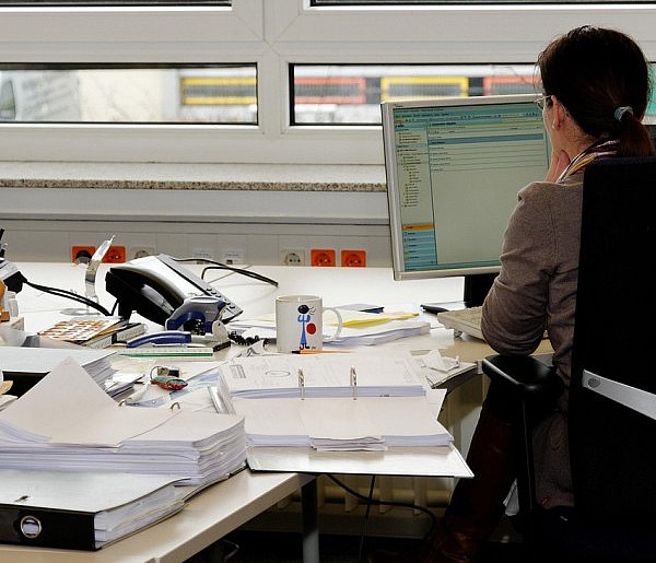 Rząd szykuje dużą reformę rynku pracy. "Koniec z fikcją"-397719