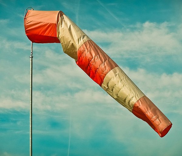 Ostrzeżenie: Ryzyko trąb powietrznych w regionie płockim-397851