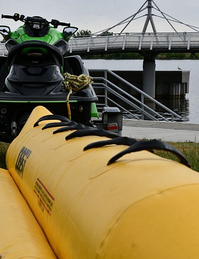 Bananem po Wiśle i lot na spadochronie. Takie atrakcje w Płocku!-398222