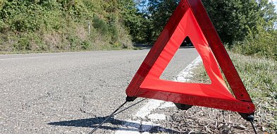 Jak korzystać z trójkąta ostrzegawczego? Policja wyjaśnia-398385