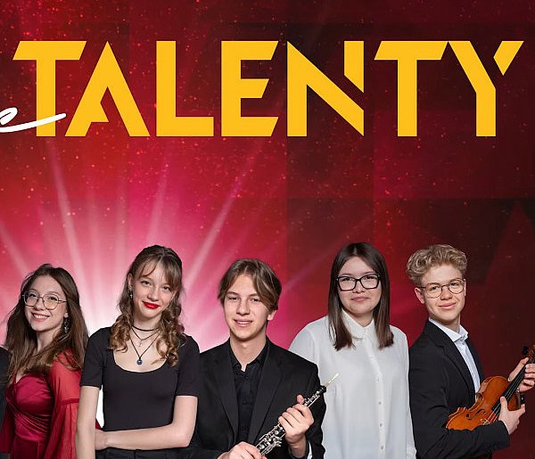 Symfonicy i młode płockie talenty muzyczne na jednej scenie-398658