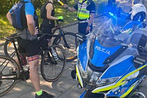 Skontrolowali setki osób na rowerach i jednośladach elektrycznych-398836