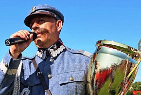 Młodzi piłkarze z całej Polski zagrali w płockim patriotycznym turnieju-398856