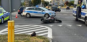 Ranny motocyklista. Przewrócił się na widok...