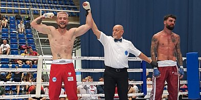 Sukces płockiego kickboxera w turnieju Pucharu Świata na Węgrzech-398909
