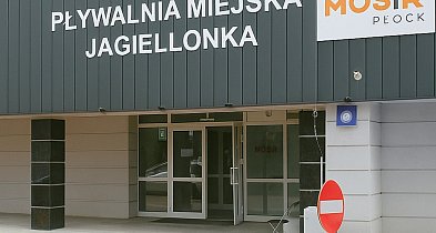 MOSiR odpowiada na protest ws. ratowników: „Chcemy zapewnić ciągłość usług”-398984