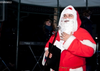 Lodowy zaprzęg wyrósł przed ratuszem