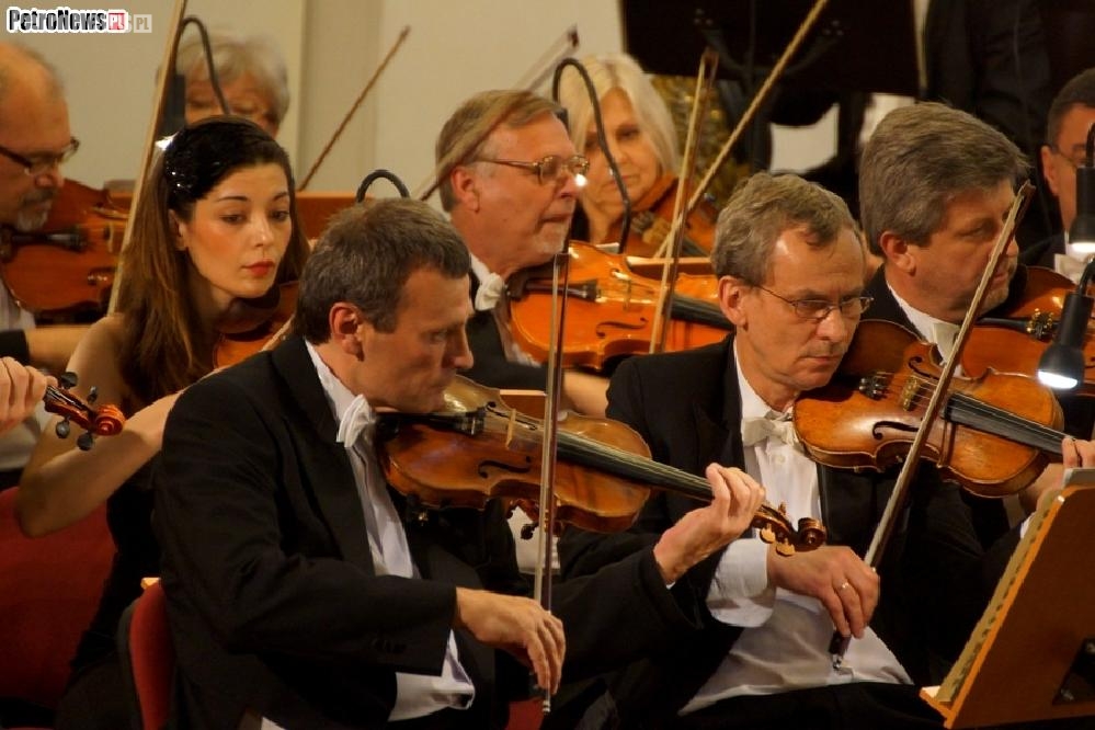 Wielkie dzieła na zakończenie sezonu Płockiej Orkiestry Symfonicznej [ZDJĘCIA]