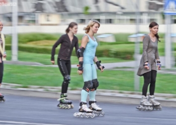 Wieczorna jazda na rolkach po Płocku [ZDJĘCIA]