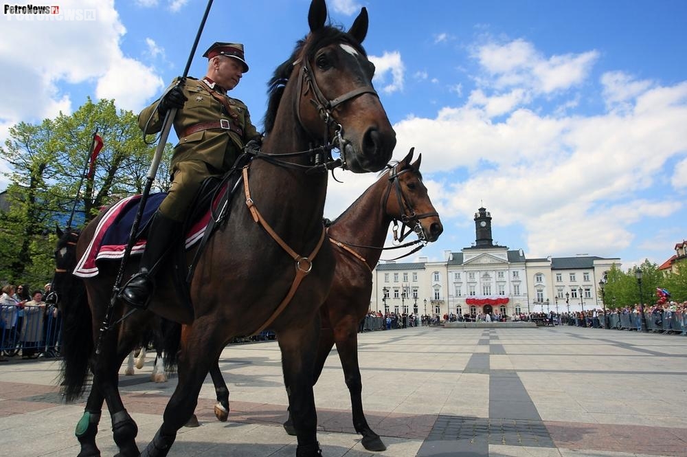 Polonez i mazur na 3 maja [ZDJĘCIA]