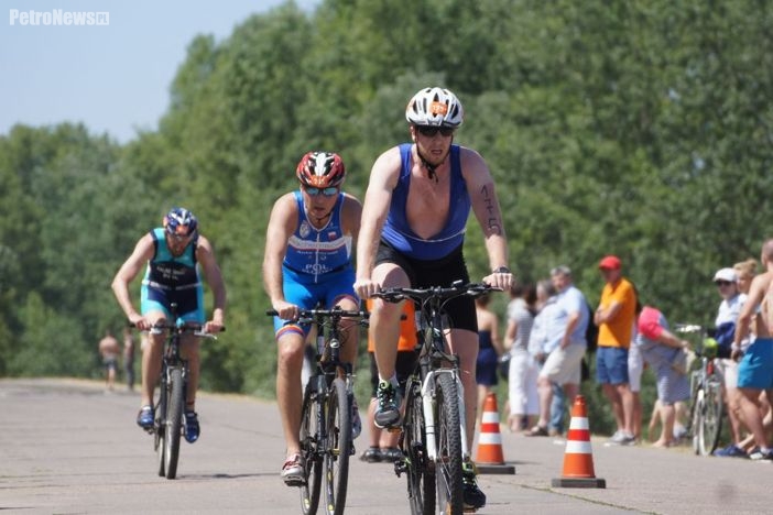 Upalna sobota to żadna przeszkoda – triathlon w Płocku