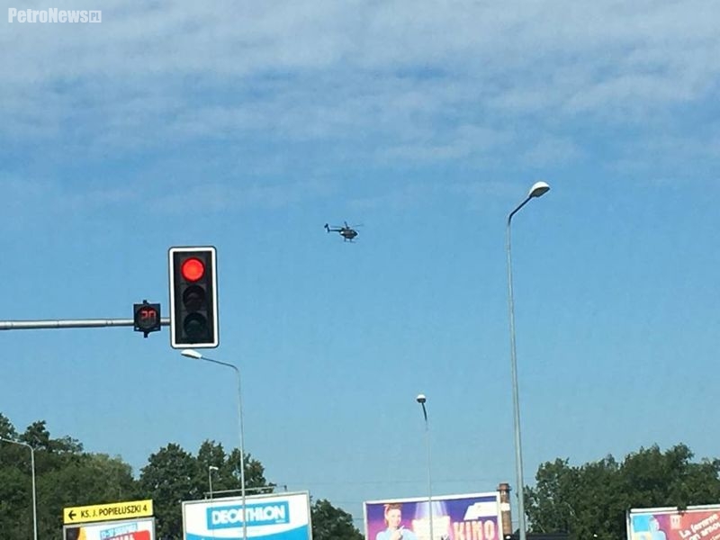 Czarny helikopter nad Płockiem. Czytelnicy: Kogoś szukają?