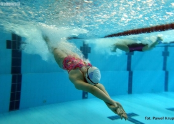 Zawody pływackie WOPR. Najlepszy pływak przyjechał ze Słupna