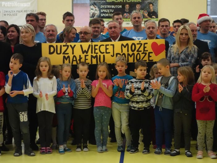 „70-tka” już po raz 4. rozdaje prezenty dzieciom