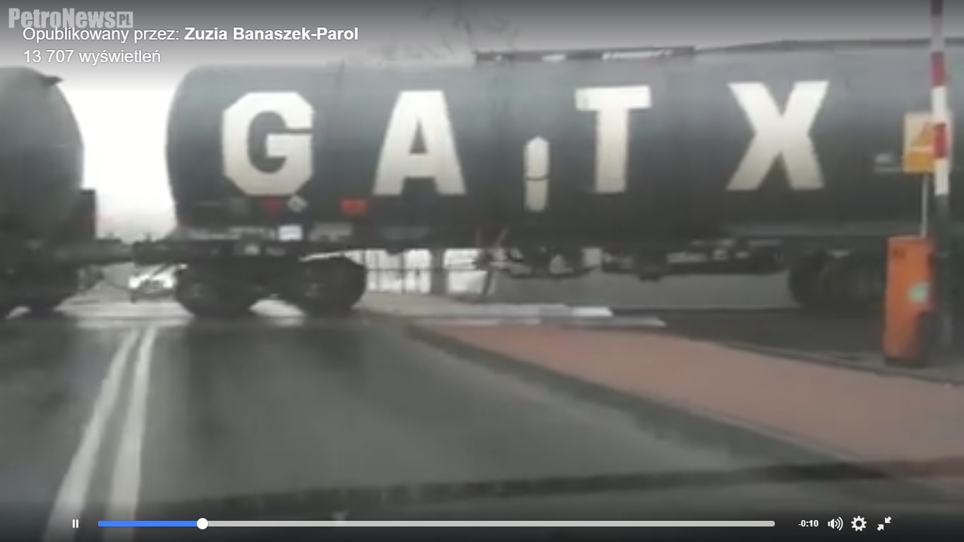 Szlabany w górę, a pociąg jedzie… Niebezpieczny przejazd na Słonecznej