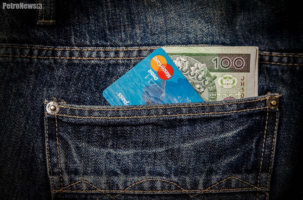 Ile zarabiamy w Płocku i jak wypadamy w województwie?