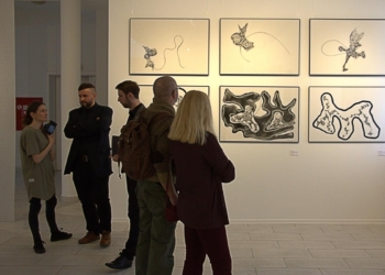 Tropami metamorfoz według Piotra Pasiewicza – nowa wystawa w Płockiej Galerii Sztuki