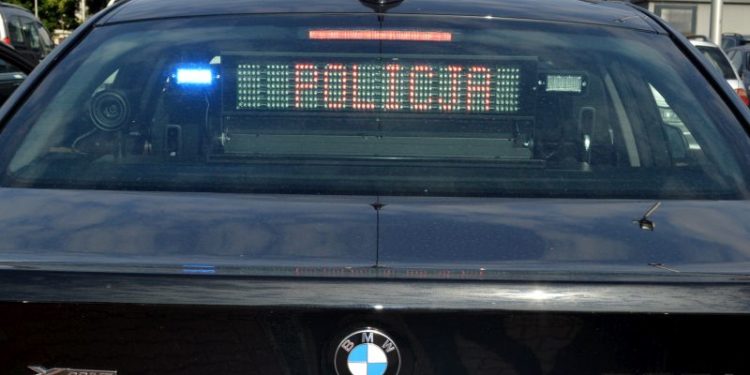 Nowy nieoznakowany pojazd w służbie płockiej policji. Jak wygląda?