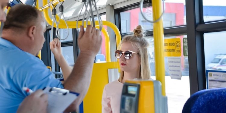 Kto odpowiada za likwidację PKS-ów na Mazowszu?