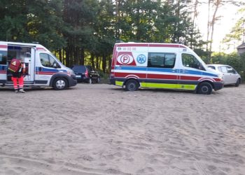 Akcja ratunkowa w Nowych Rumunkach. Topiły się dwie osoby [AKTUALIZACJA]