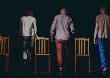 Krzesła – nowy teledysk płockiego zespołu