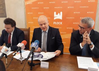Nowakowski: Jeśli ktoś jest pracownikiem Orlenu, powinien przepraszać za wprowadzanie transportów niebezpiecznych do Płocka
