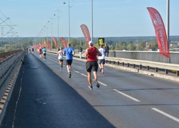 Pobiegli dwoma mostami [ZDJĘCIA]