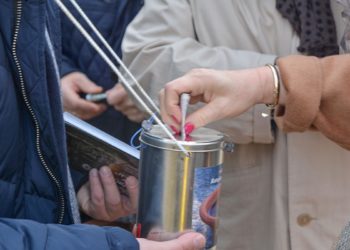 Płocczanie na grobach bliskich. Była też kwesta