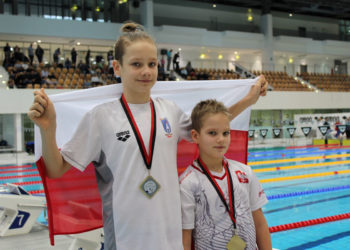 Płoccy pływacy rozbili berliński bank