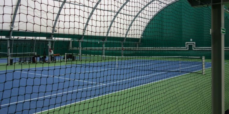 Nowe zadaszone korty tenisowe w Płocku otwarte
