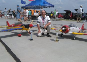 Nie trzeba odrywać stóp od ziemi, żeby dotknąć nieba – zwycięstwa członków płockiego aeroklubu